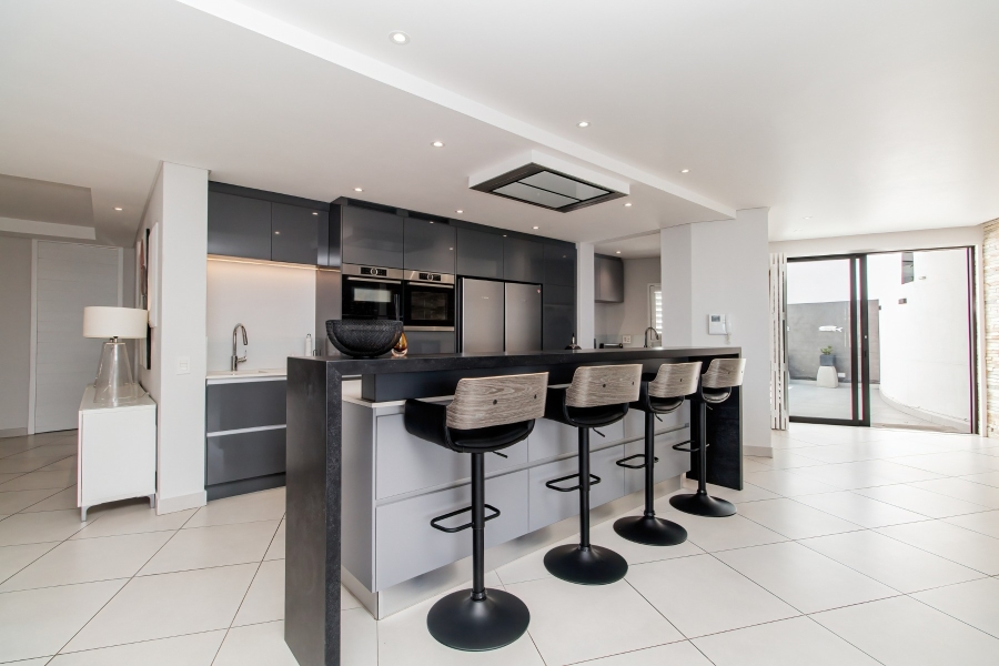 4 Bedroom Property for Sale in Plettenberg Bay Central Western Cape